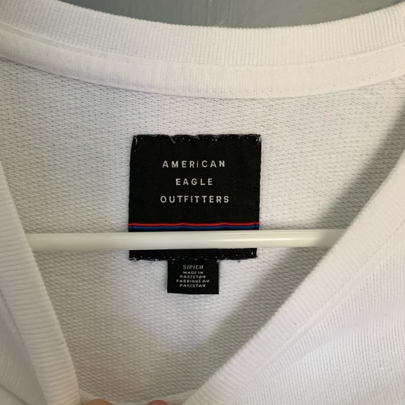 American eagle pull over - Picture 3 of 3